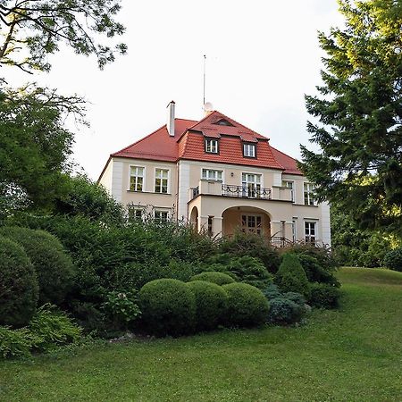 エルブロンク Dwor Bieland Bed & Breakfast エクステリア 写真